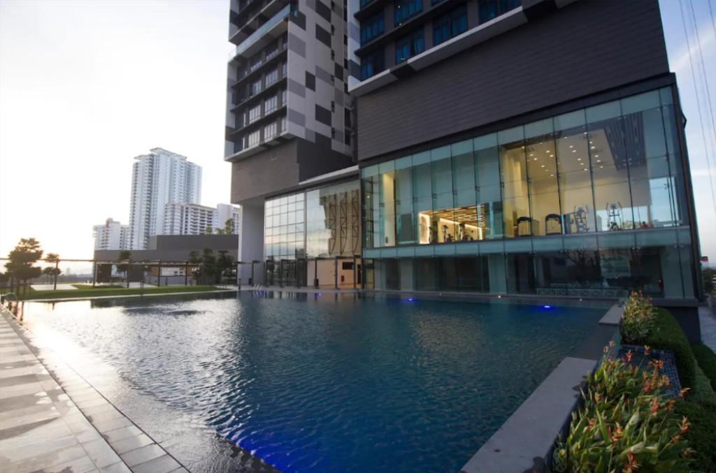 2 Bedroom Apartment @Setia Sky 88 新山 外观 照片