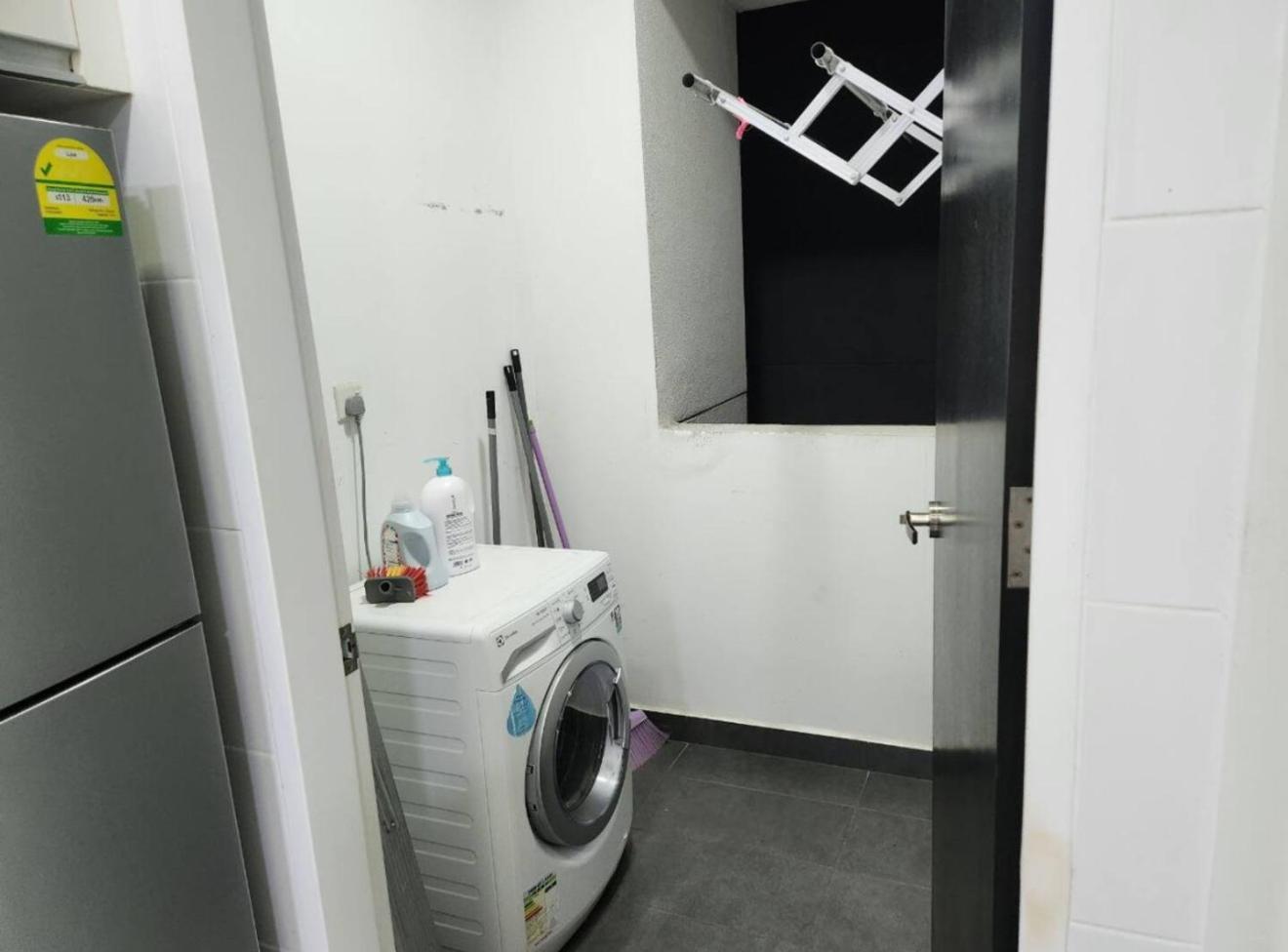 2 Bedroom Apartment @Setia Sky 88 新山 外观 照片