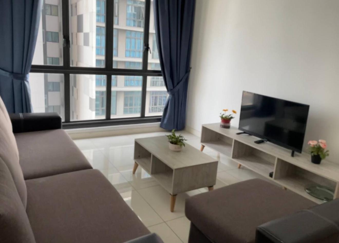 2 Bedroom Apartment @Setia Sky 88 新山 外观 照片